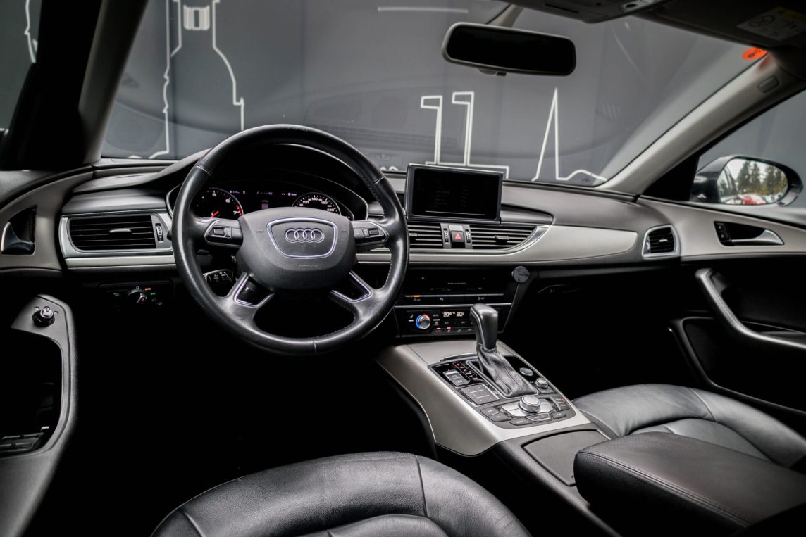 AUDI A6 LIMOUSINE