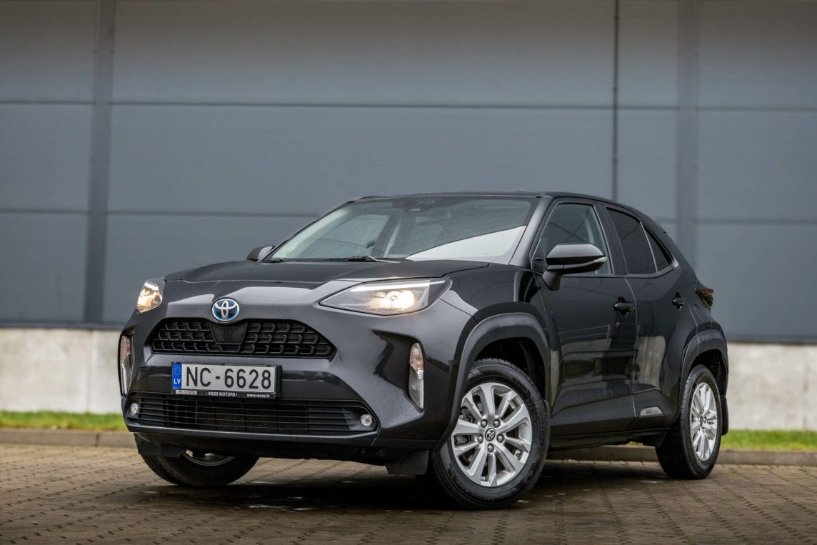 TOYOTA YARIS CROSS