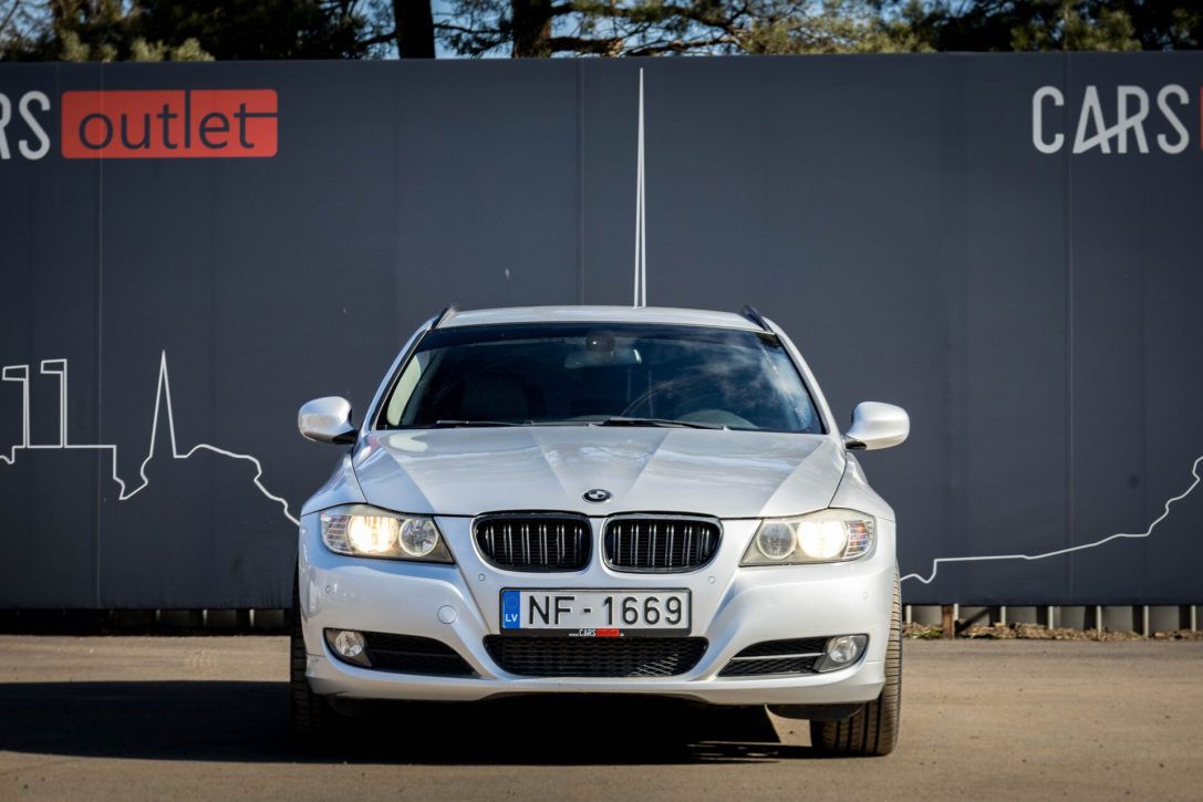 BMW 320