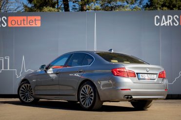 BMW 523
