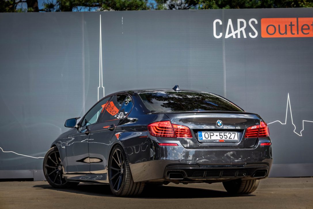 BMW 525