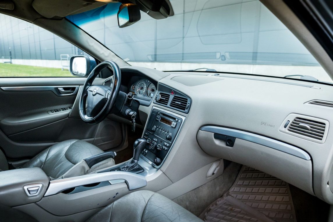 VOLVO XC70