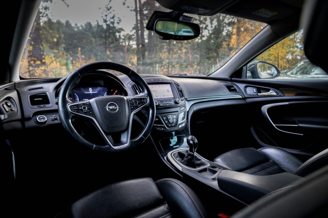 OPEL INSIGNIA SPORTS TOURER SW