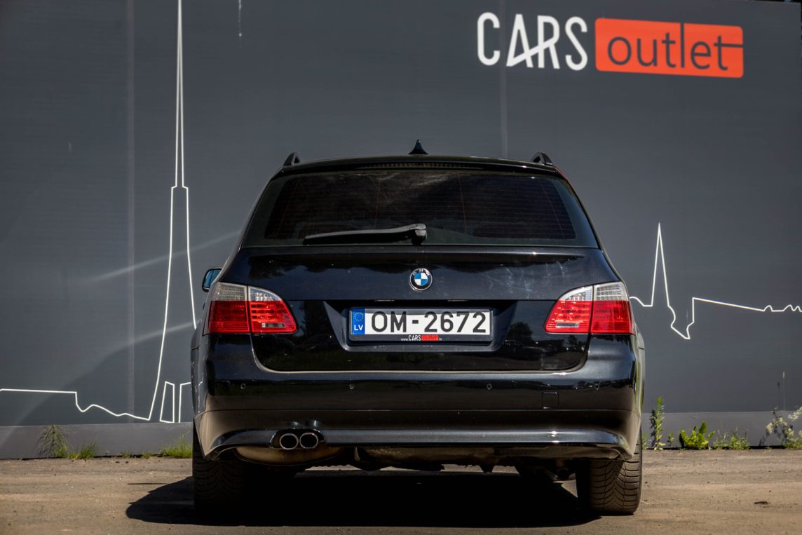 BMW 525
