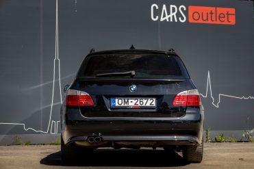 BMW 525