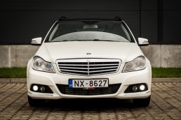 MERCEDES BENZ C220