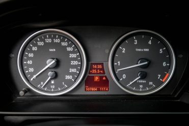 BMW 523