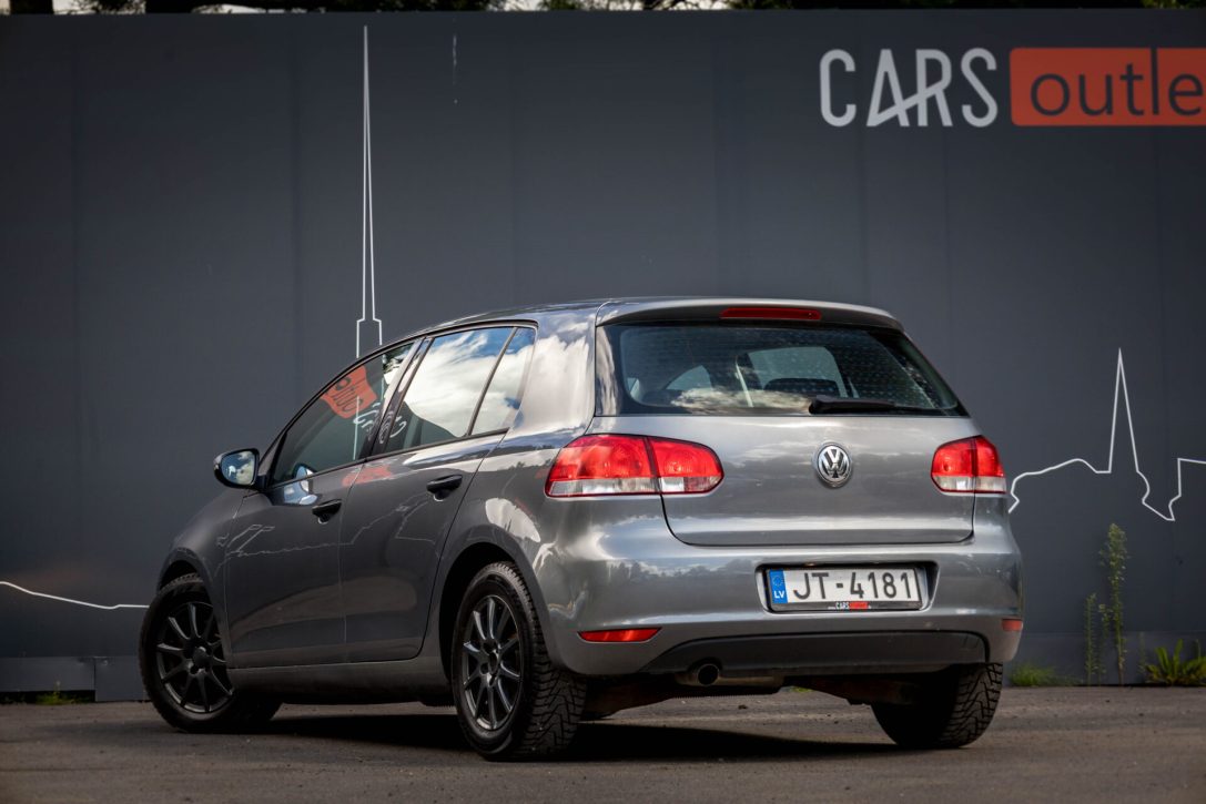 VW GOLF