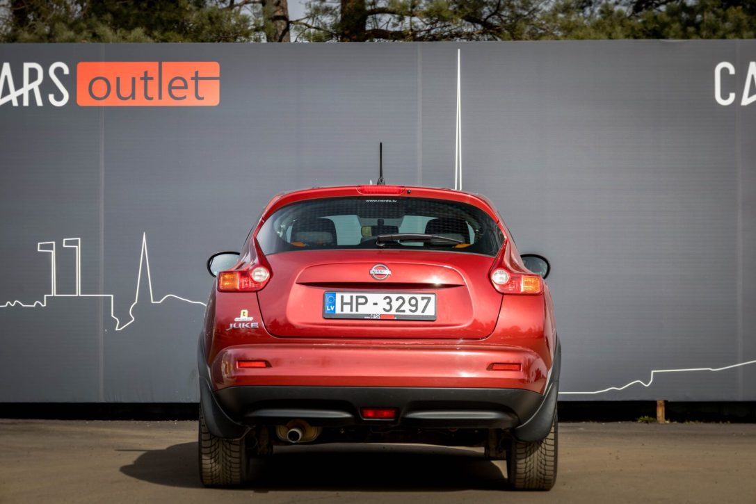 NISSAN JUKE