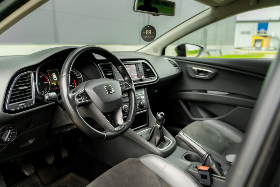 SEAT LEON ST