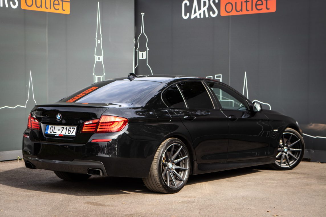 BMW 530