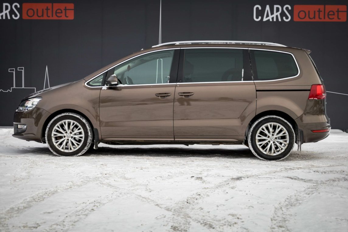 VW SHARAN