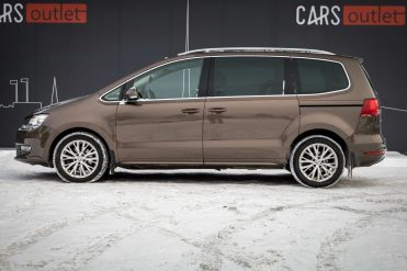 VW SHARAN