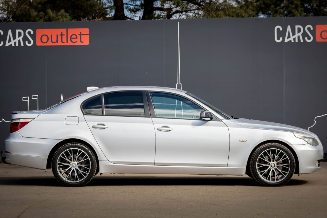 BMW 525
