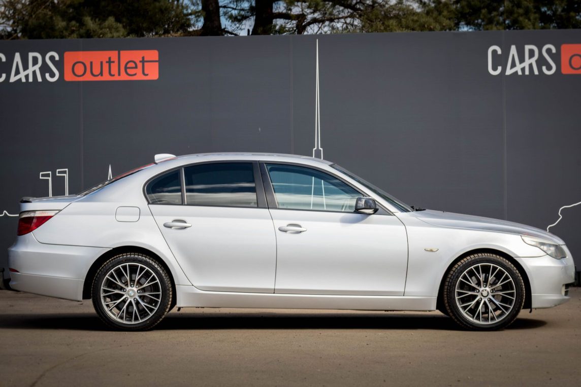 BMW 525