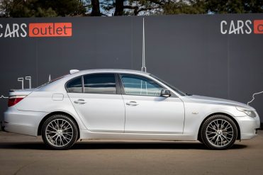 BMW 525