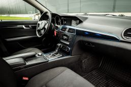 MERCEDES BENZ C220