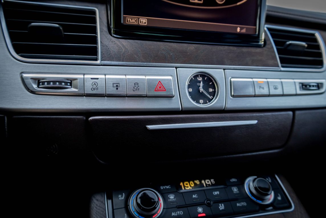 AUDI A8