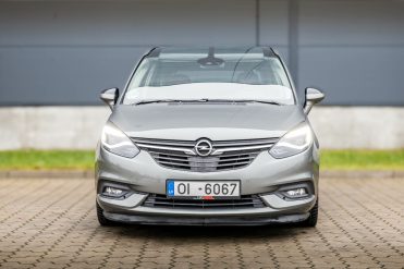 OPEL ZAFIRA TOURER