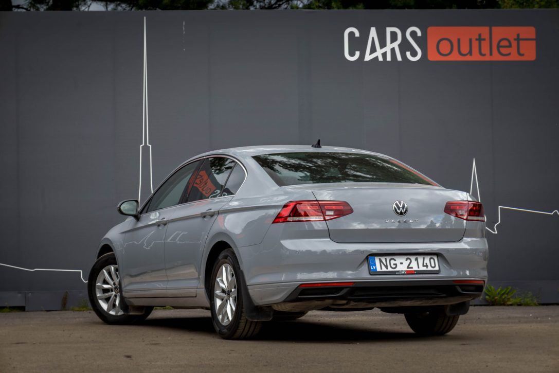 VW PASSAT
