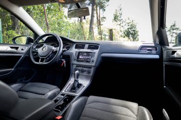 VW GOLF