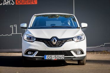 RENAULT SCENIC
