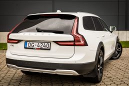 VOLVO V90 CROSS COUNTRY