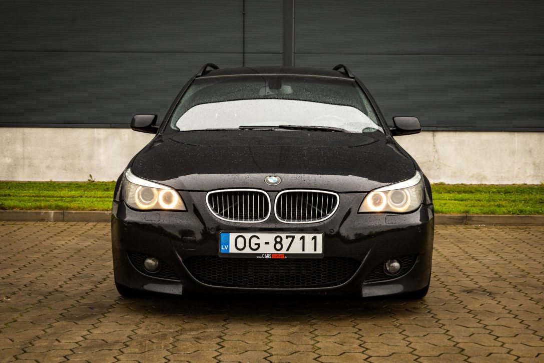 BMW 525