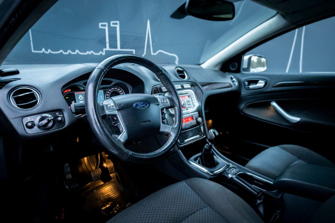 FORD MONDEO