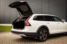VOLVO V90 CROSS COUNTRY