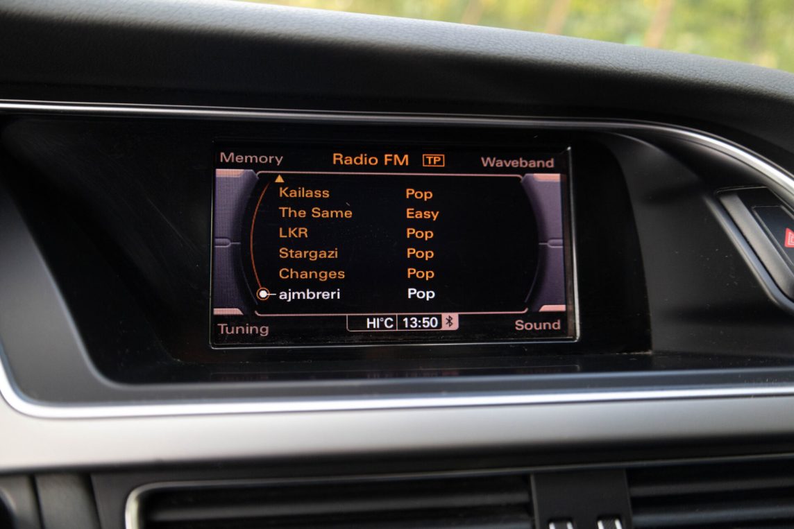 AUDI A4 AVANT