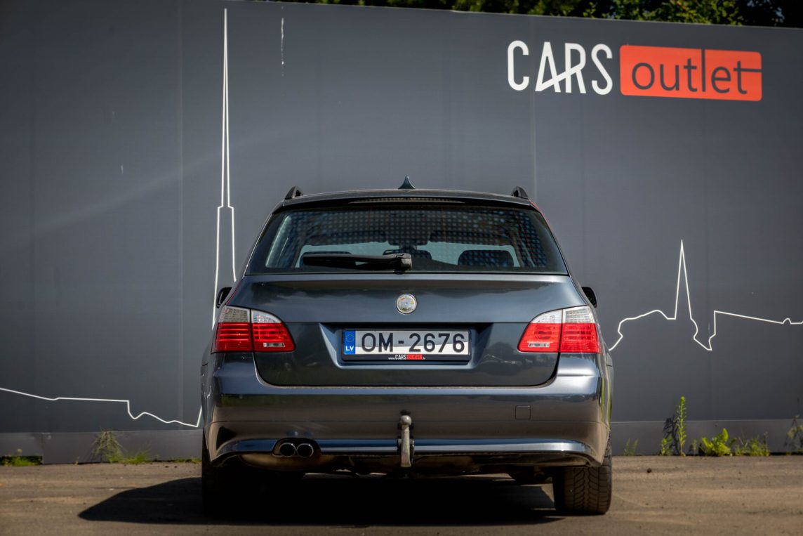 BMW 530