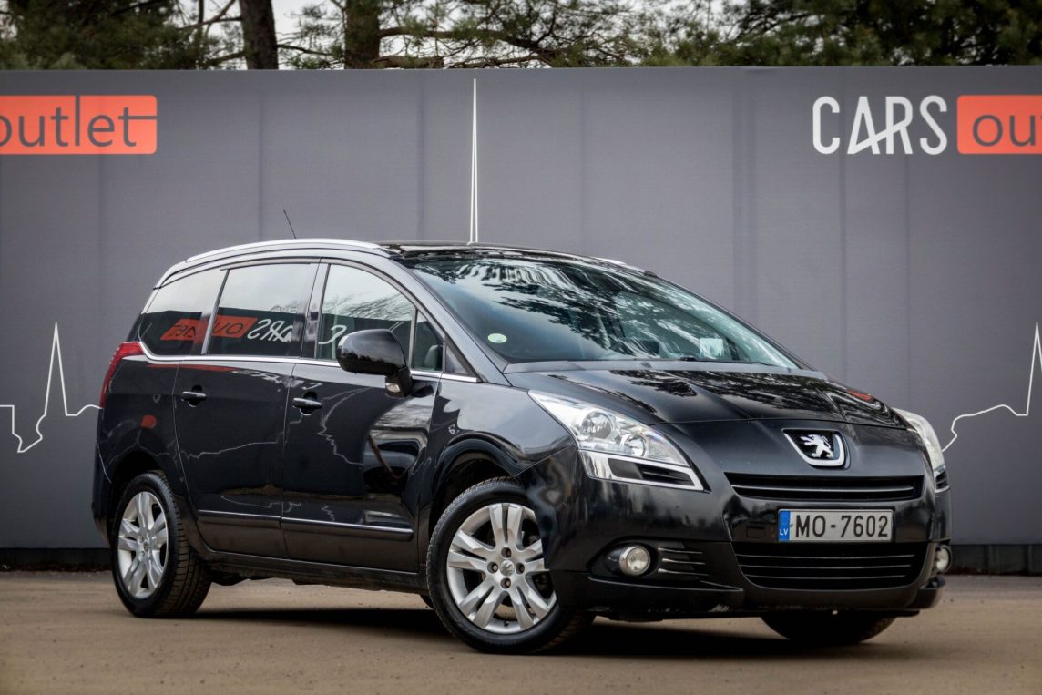 PEUGEOT 5008