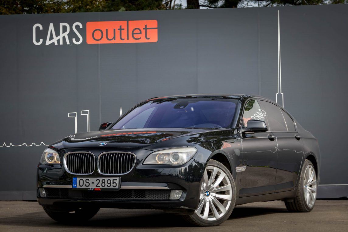BMW 740