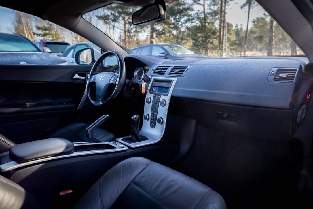 VOLVO C70