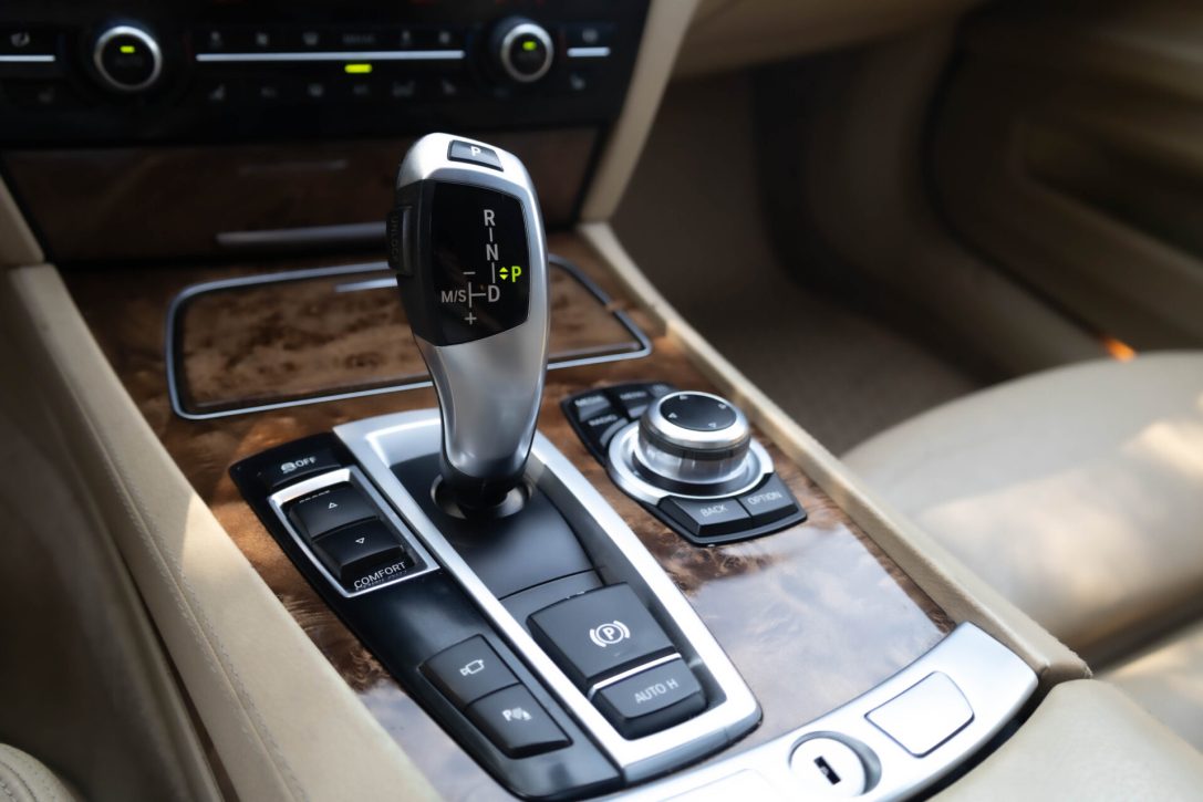 BMW 730