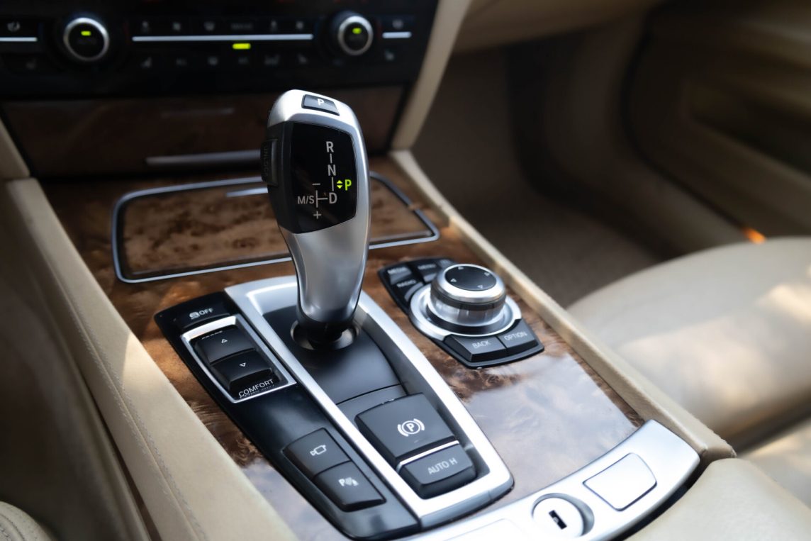 BMW 730