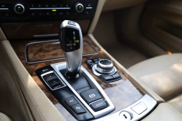 BMW 730