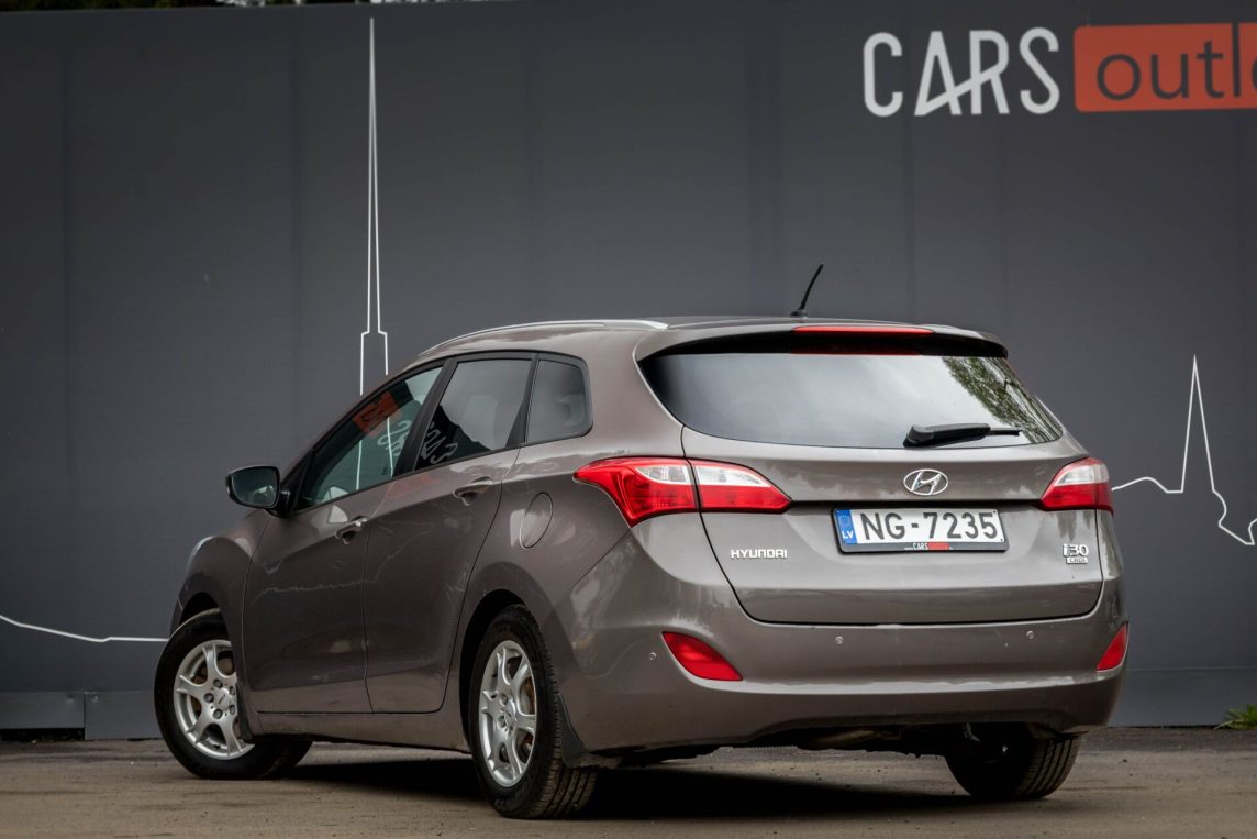 HYUNDAI I30