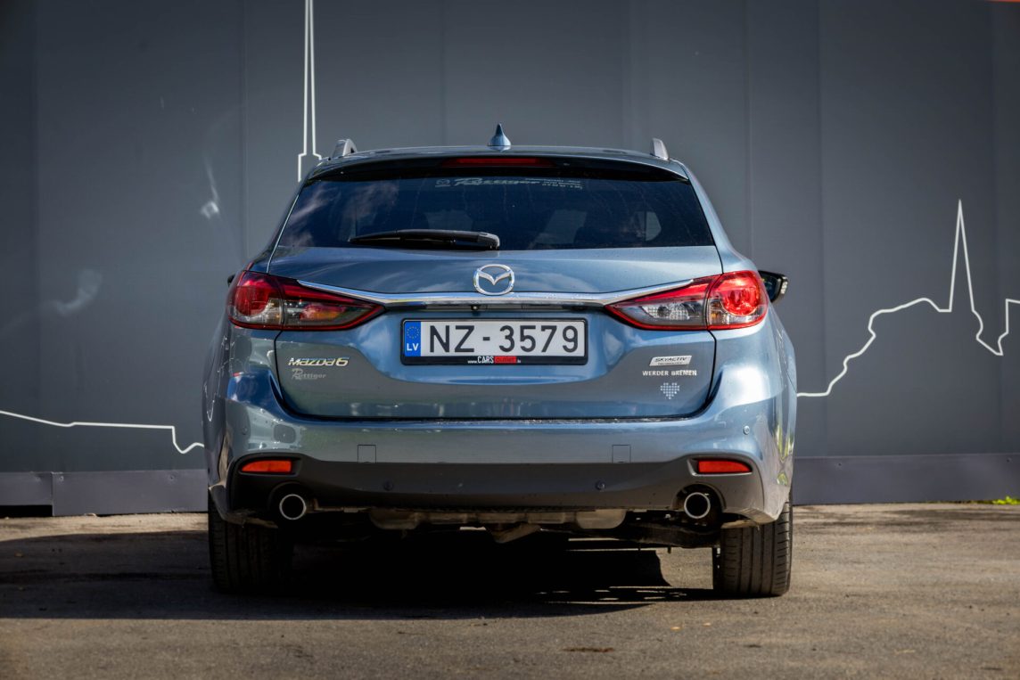 MAZDA 6