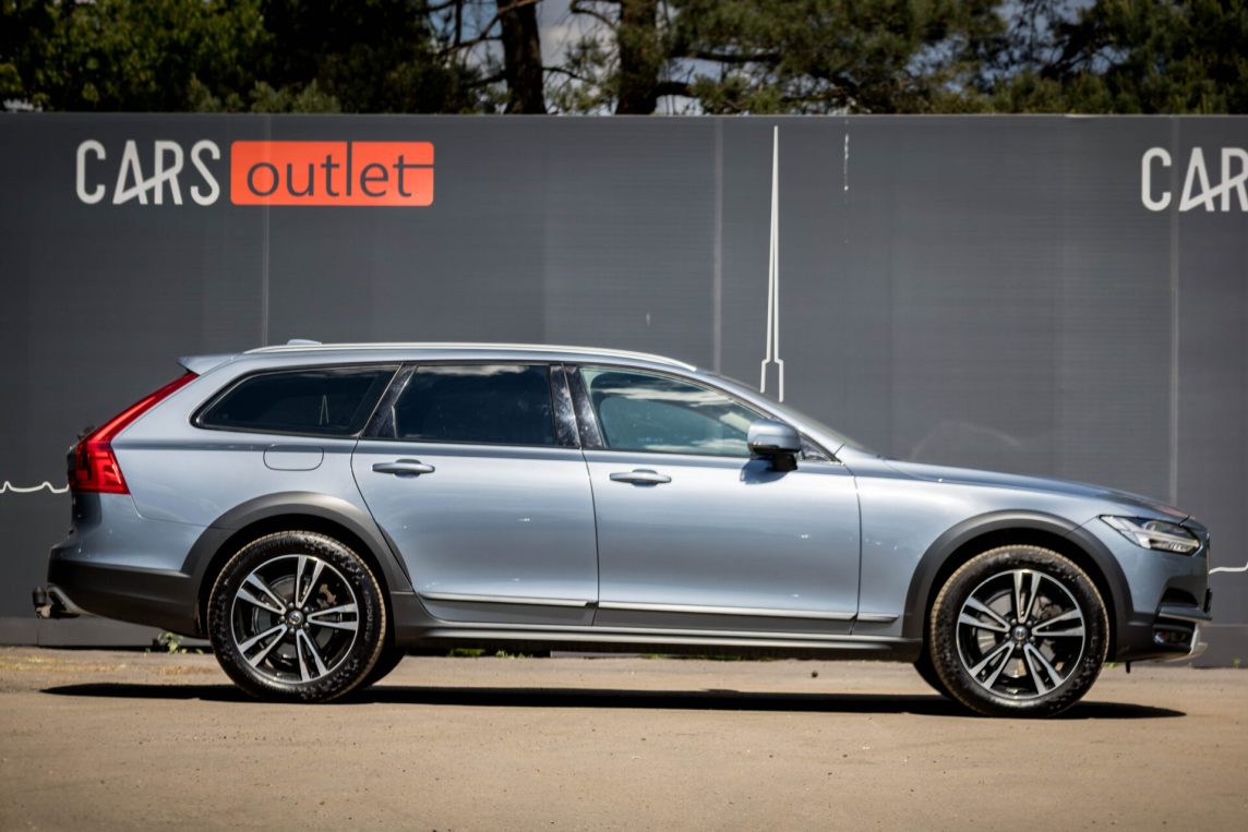 VOLVO V90 CROSS COUNTRY