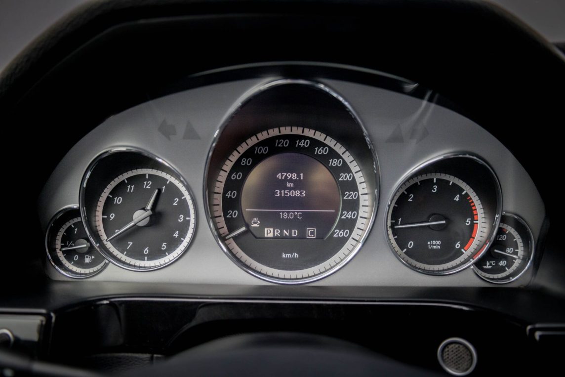 MERCEDES BENZ E250