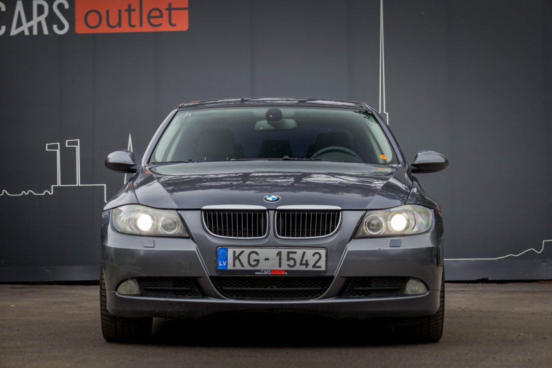 BMW 320