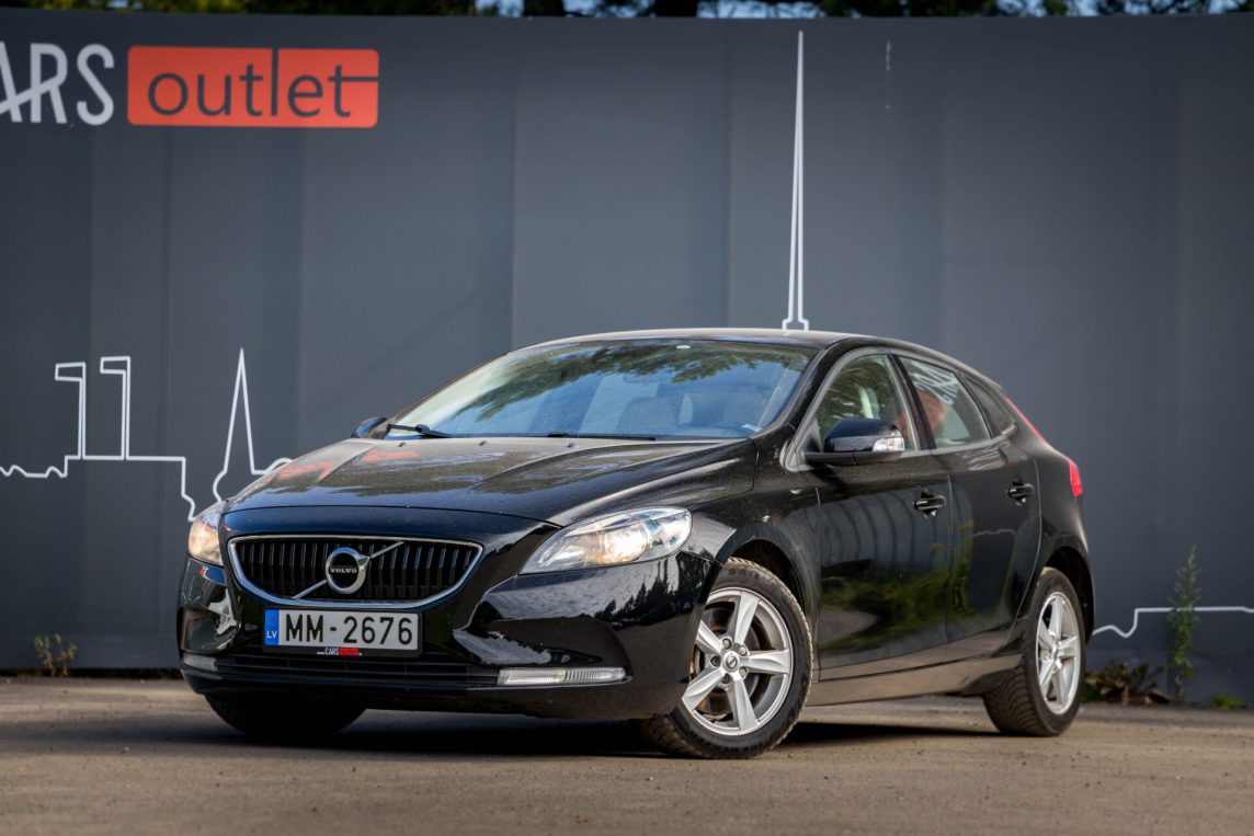VOLVO V40