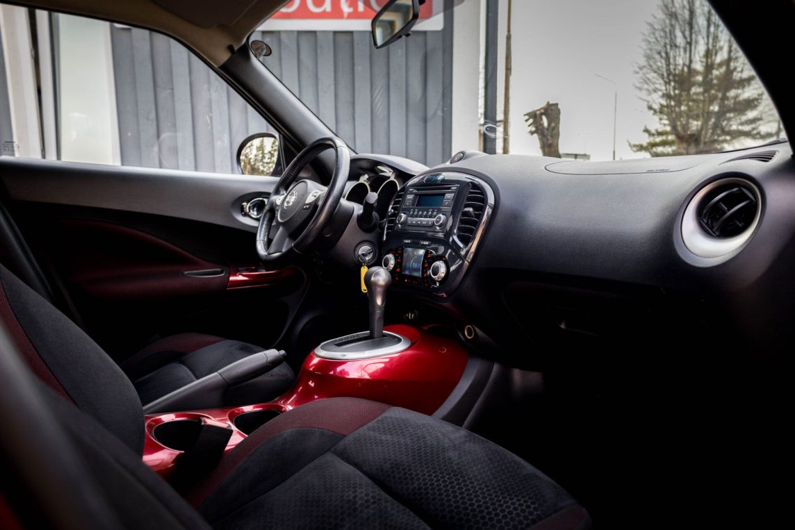NISSAN JUKE