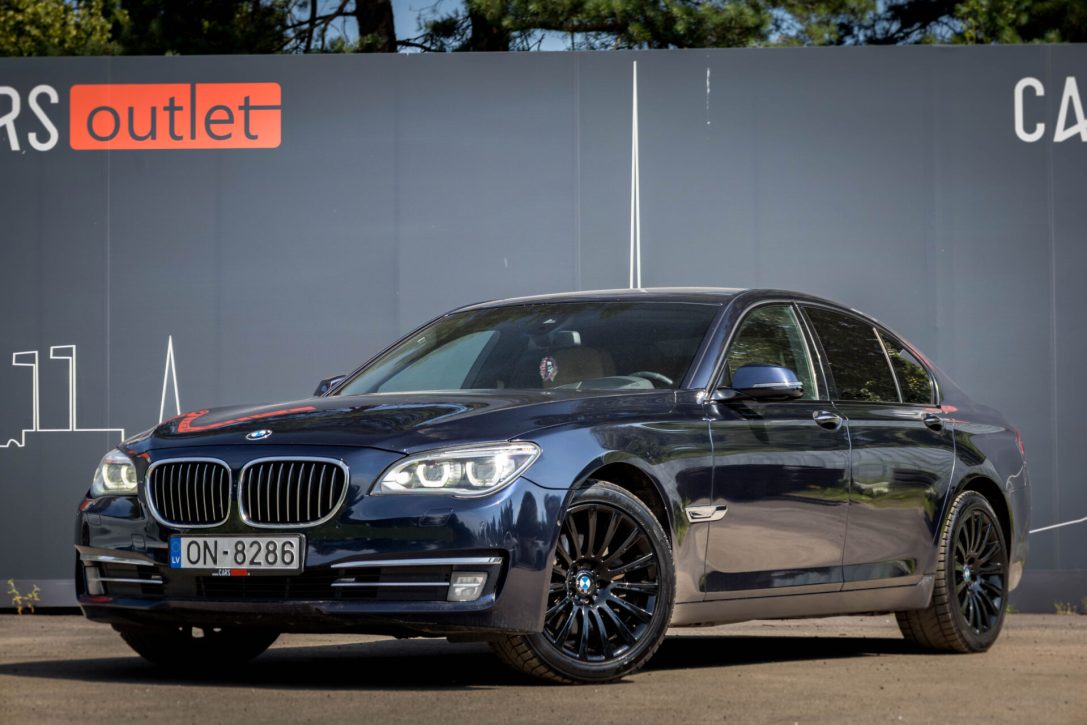 BMW 730