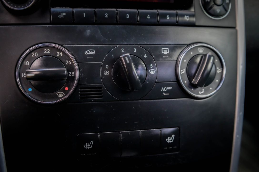 MERCEDES BENZ B 180