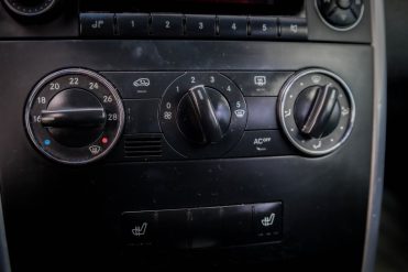 MERCEDES BENZ B 180