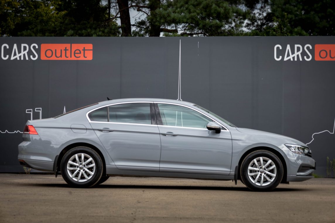 VW PASSAT