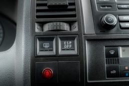 VW CARAVELLE